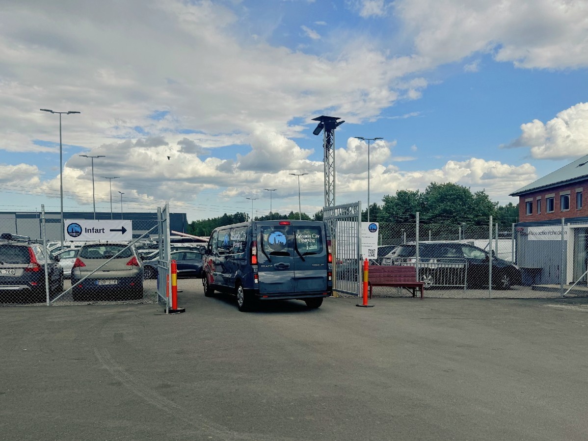 Parking area view 2